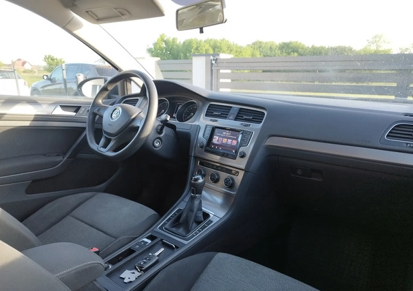 Volkswagen Golf cena 32900 przebieg: 205000, rok produkcji 2013 z Tarnobrzeg małe 211